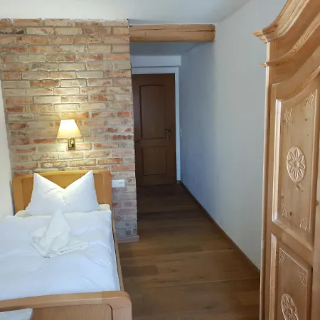 Akazienhof Hotel